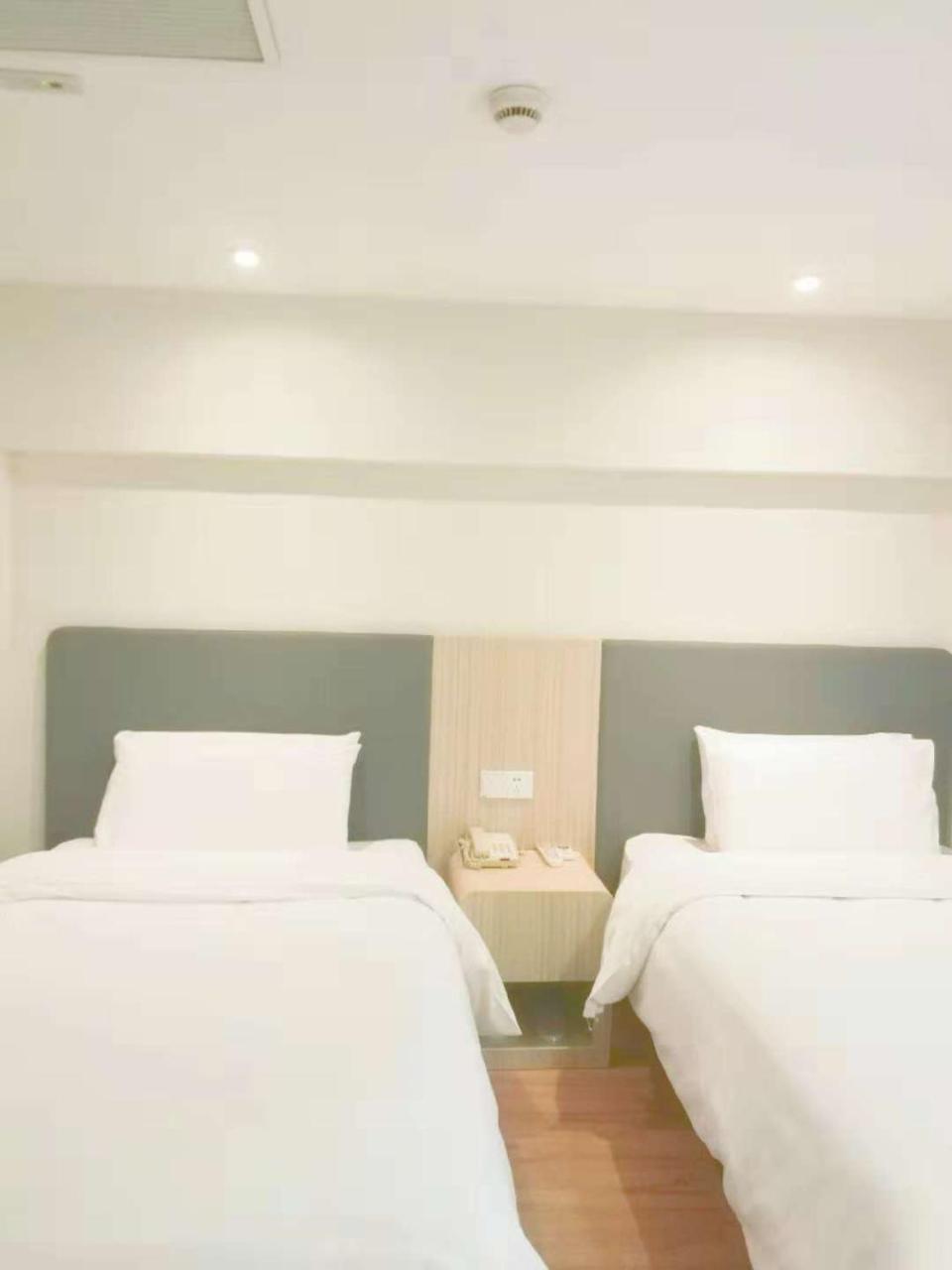 Hanting Hotel Shanghai Hongkou Football Stadium Esterno foto